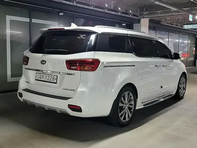 Kia Canival 2019, 132127 км, за 15600000 KRW - фото 4