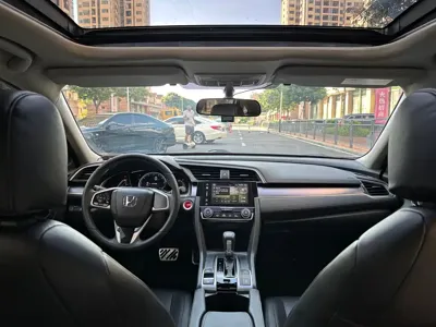 Honda Civic 2018, 88000 км, за 48800 CNY - фото 13