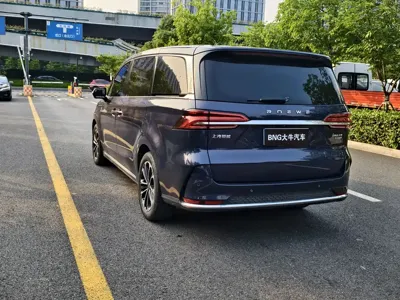 Roewe iMAX8 2022, 155000 км, за 67800 CNY - фото 6