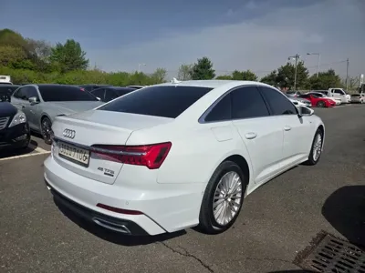Audi A6 2020, 166085 км, за 22500000 KRW