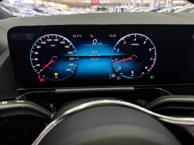 Mercedes-Benz GLA 2021, 30000 км, за 119800 CNY