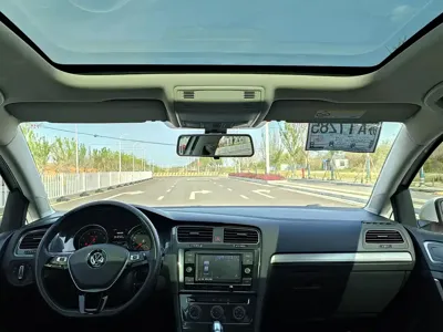 Volkswagen Golf 2018, 83000 км, за 55800 CNY - фото 13