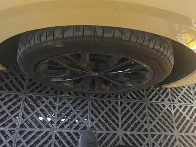 Leapmotor 零跑Lafa5 2026, 1400 км, за 98300 CNY - фото 6