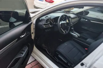 Honda Civic 2019, 56100 км, за 50515.71 CNY - фото 16