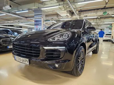 Porsche Cayenne · 2017 год