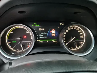 Toyota Camry 2019, 94900 км, за 102416.78 CNY - фото 12