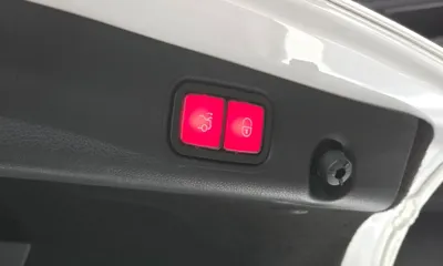 Mercedes-Benz E-Class 2018, 99566 км, за 22700000 KRW - фото 17