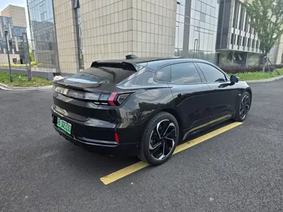 Zeekr 001 2022, 127000 км, за 112800 CNY