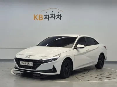 Hyundai Avante · 2023 год