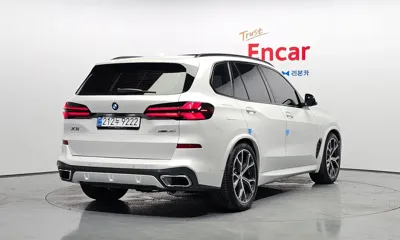 BMW X5 2025, 32283 км, за 110000000 KRW