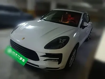 Porsche Macan · 2020 год