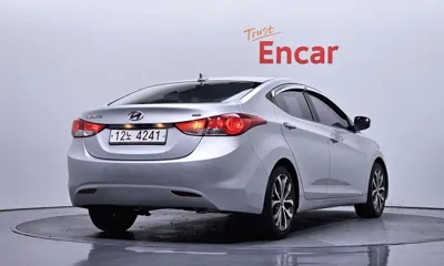 Hyundai Avante 2014, 178624 км, за 5000000 KRW