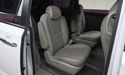 Kia Canival 2019, 169490 км, за 9980000 KRW - фото 26