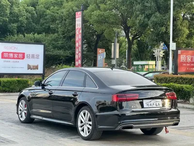 Audi A6L 2018, 80000 км, за 136000 CNY