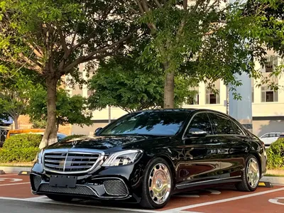 Mercedes-Benz S-Class · 2015 год