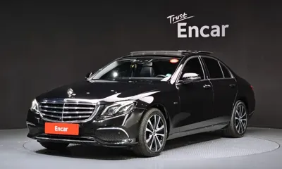 Mercedes-Benz E-Class · 2019 год