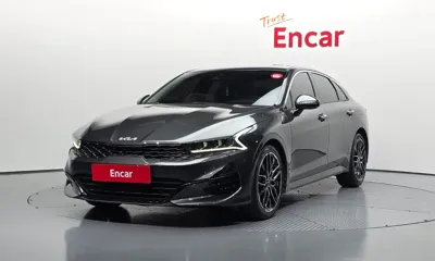 Kia K5 · 2023 год