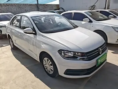 Volkswagen Santana 2019, 87500 км, за 31300 CNY