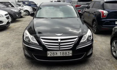 Hyundai Genesis · 2012 год