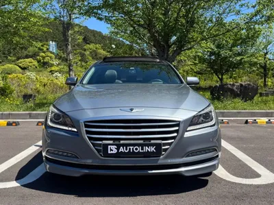 Hyundai Genesis 2016, 122748 км, за 12900000 KRW