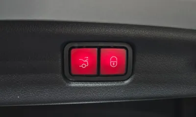 Mercedes-Benz C-Class 2023, 33859 км, за 37900000 KRW - фото 20