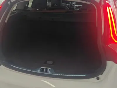 Volvo V60 2015, 40500 км, за 61100 CNY - фото 4