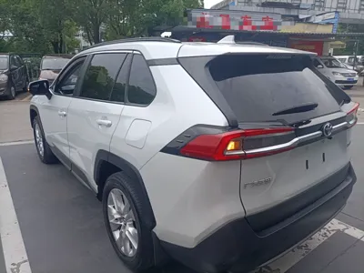 Toyota Wildlander 2022, 22000 км, за 113228.3 CNY