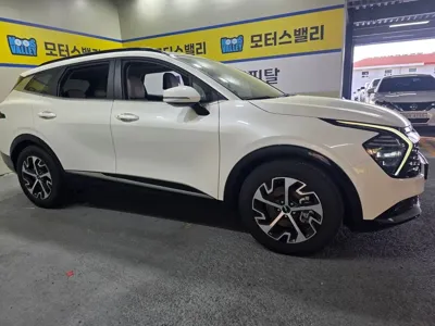 Kia Sportage 2023, 26805 км, за 24900000 KRW