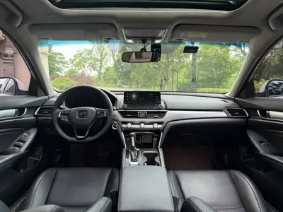 Honda Accord 2019, 139900 км, за 75400 CNY - фото 14