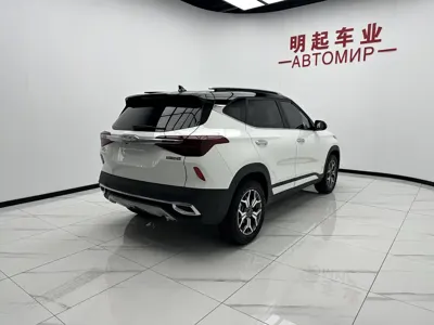 Kia KX3 2022, 4000 км, за 113800 CNY - фото 9
