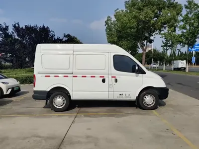 大通 V80 2021, 119000 км, за 49800 CNY