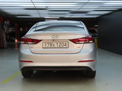 Hyundai Avante 2017, 109725 км, за 7500000 KRW