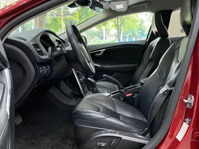 Volvo V40 2016, 110000 км, за 33800 CNY - фото 5
