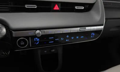 Hyundai Ioniq5 2022, 103025 км, за 26020000 KRW - фото 17