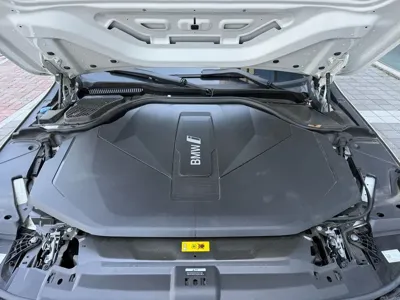 BMW i5 2024, 43154 км, за 73310000 KRW - фото 6