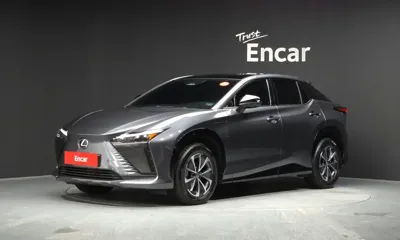 Lexus RZ · 2023 год