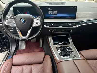 BMW X7 2023, 76000 км, за 489799 CNY - фото 6