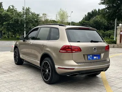 Volkswagen Touareg 2016, 120000 км, за 99800 CNY - фото 5