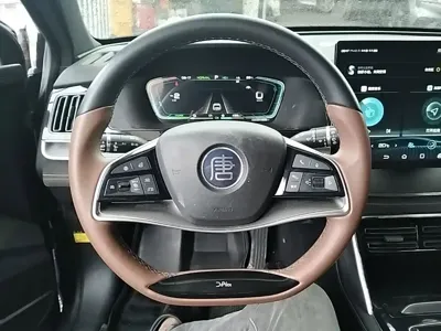 BYD Tang New Energy 2023, 34400 км, за 93400 CNY - фото 11