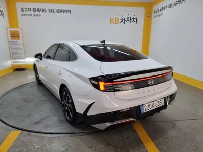 Hyundai Sonata 2024, 14823 км, за 35300000 KRW
