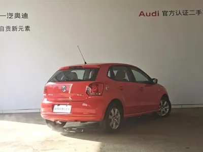Volkswagen Polo 2014, 103000 км, за 11800 CNY