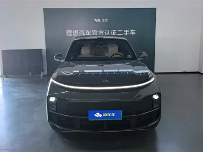 Li Auto Li L8 2025, 8100 км, за 268800 CNY