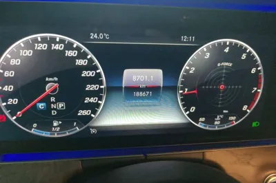 Mercedes-Benz E-Class 2019, 188600 км, за 133804.43 CNY - фото 11