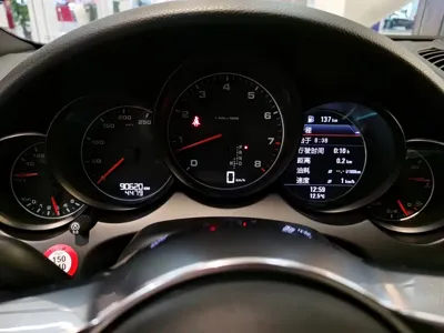 Porsche Cayenne 2015, 90000 км, за 178000 CNY - фото 7