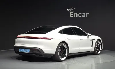 Porsche Taycan 2023, 24500 км, за 115570000 KRW