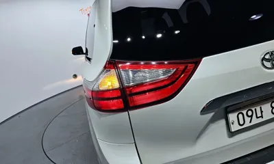 Toyota Sienna 2018, 89487 км, за 24900000 KRW - фото 23