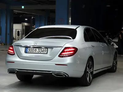 Mercedes-Benz E-Class 2017, 120000 км, за 20500000 KRW