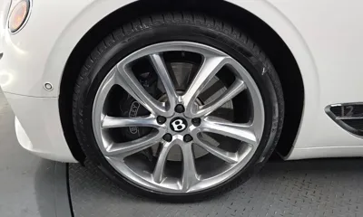 Bentley Continental 2019, 25463 км, за 164500000 KRW - фото 5