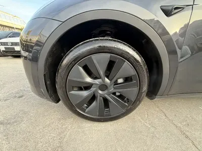Tesla Model Y 2024, 20000 км, за 147900 CNY