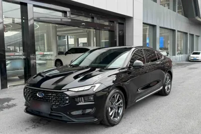 Ford Mondeo · 2025 год